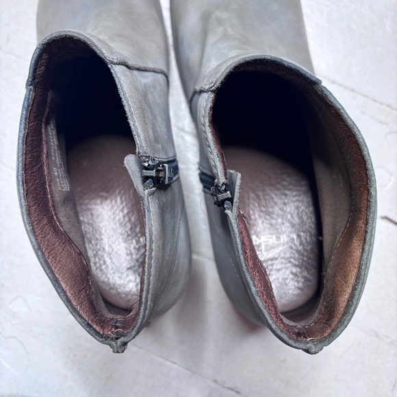 Dansko Nubuck Gray Leather Maria Ankle Clog Boots Size 40 - Picture 11 of 12